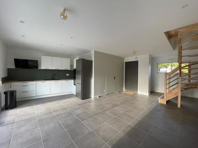 Maison - 72 m² - 3 pièces
