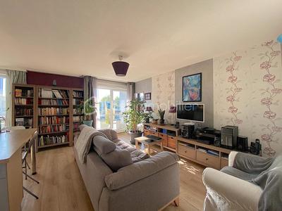 Appartement - 83 m² - 4 pièces