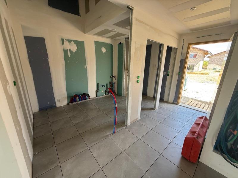 Maison - 94 m² - 4 pièces