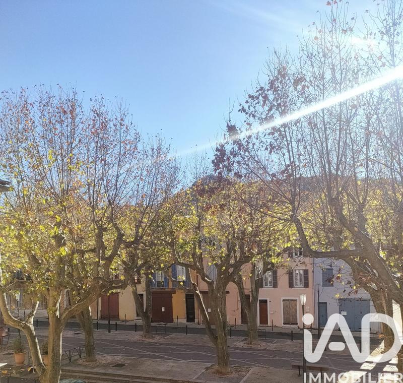 Maison de village - 240 m² - 7 pièces