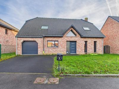 Maison - 152 m² - 7 pièces