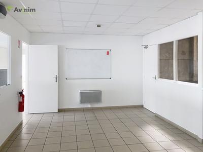 Local commercial - 1 000 m²