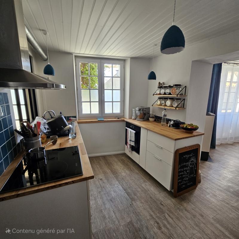 Maison - 92 m² - 5 pièces