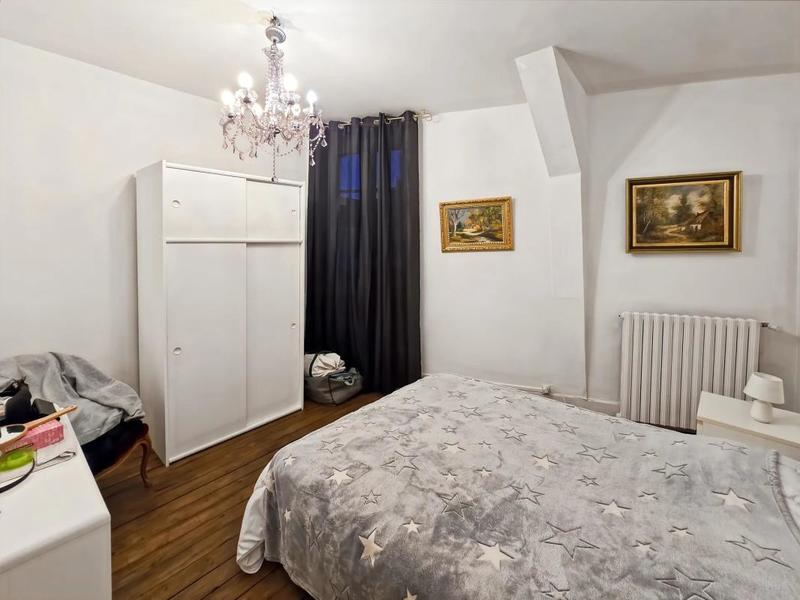 Maison - 172 m² - 8 pièces