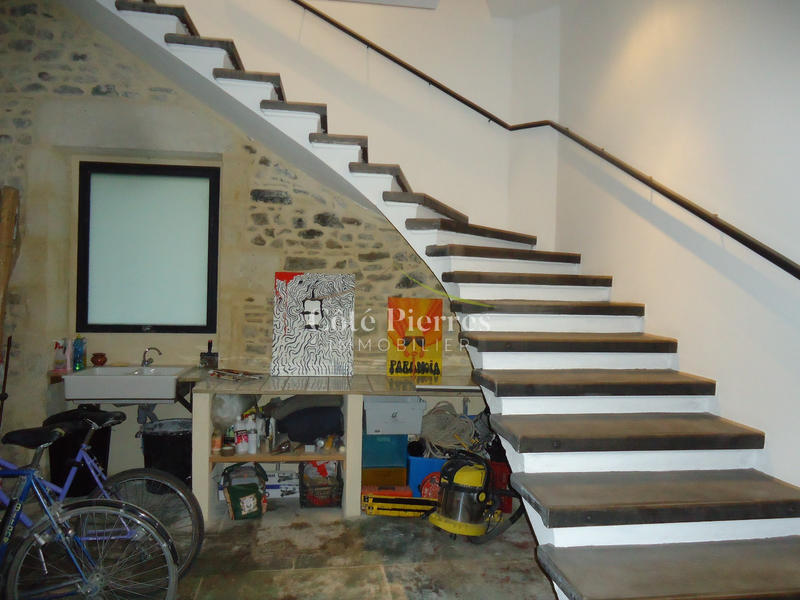 Appartement - 200 m² - 3 pièces