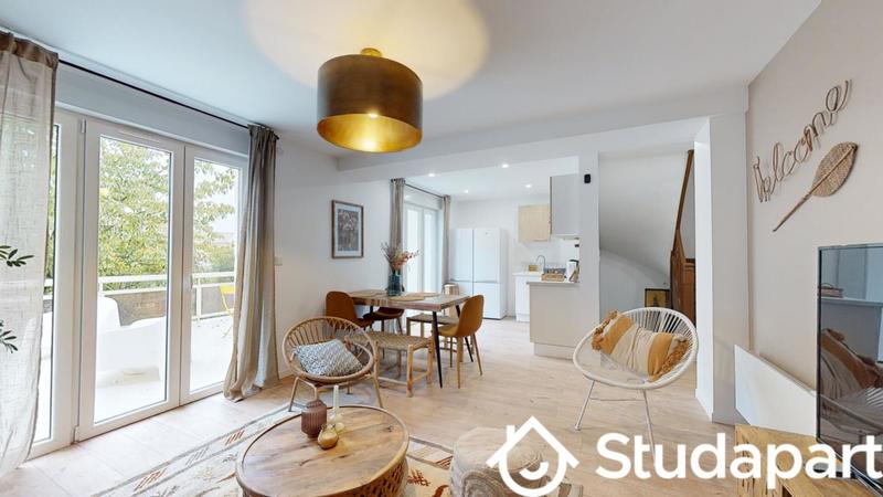 Chambre - 10 m² - 1 pièce