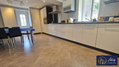 Maison ancienne - 145 m² - 6 pièces