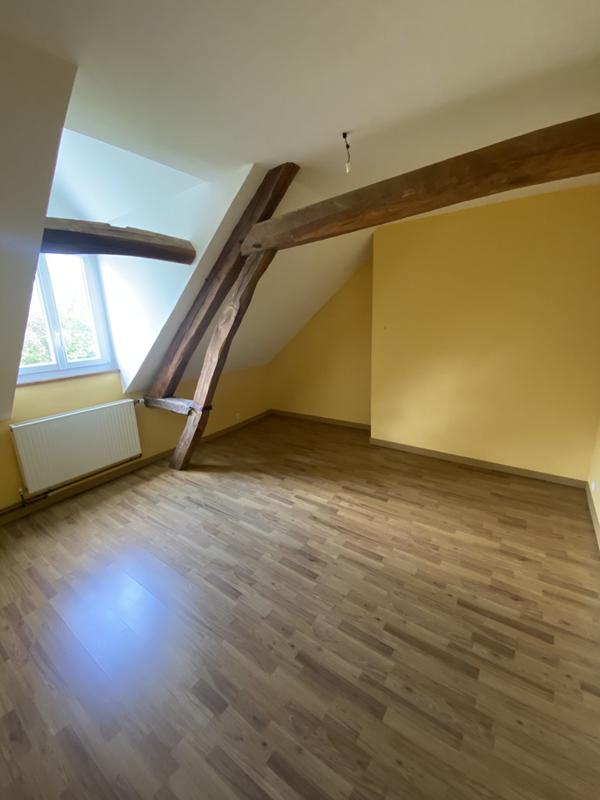 Maison - 247 m² - 9 pièces