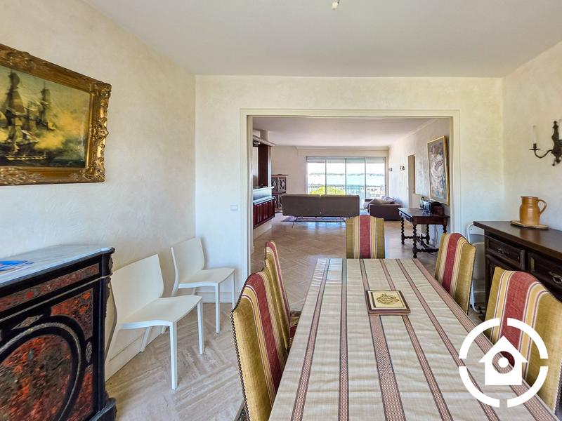 Appartement - 113 m² - 5 pièces