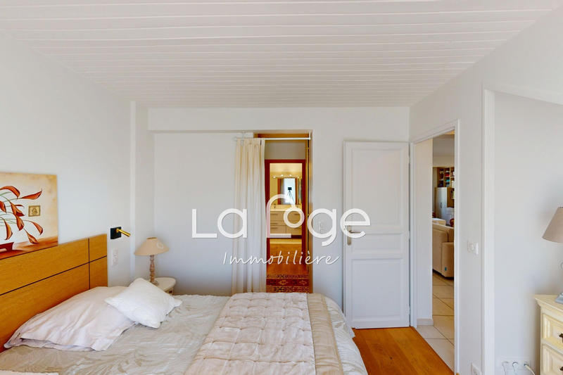 Maison - 195 m² - 7 pièces