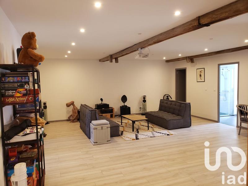 Maison - 338 m² - 10 pièces