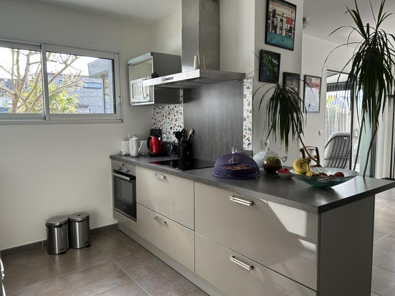 Maison - 98 m² - 5 pièces