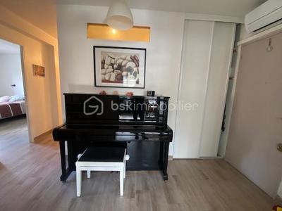 Appartement - 84 m² - 4 pièces