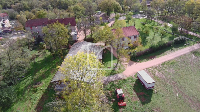 Maison - 579 m² - 19 pièces