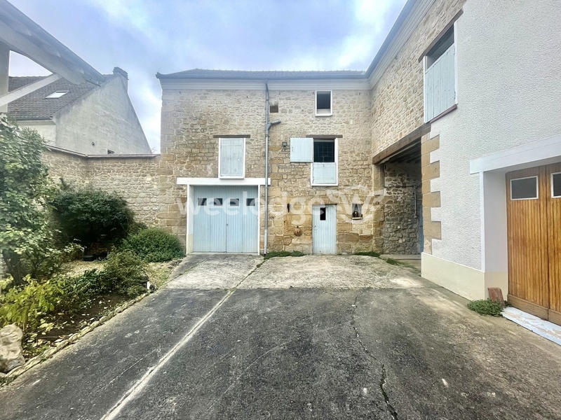 Ferme - 247 m² - 10 pièces