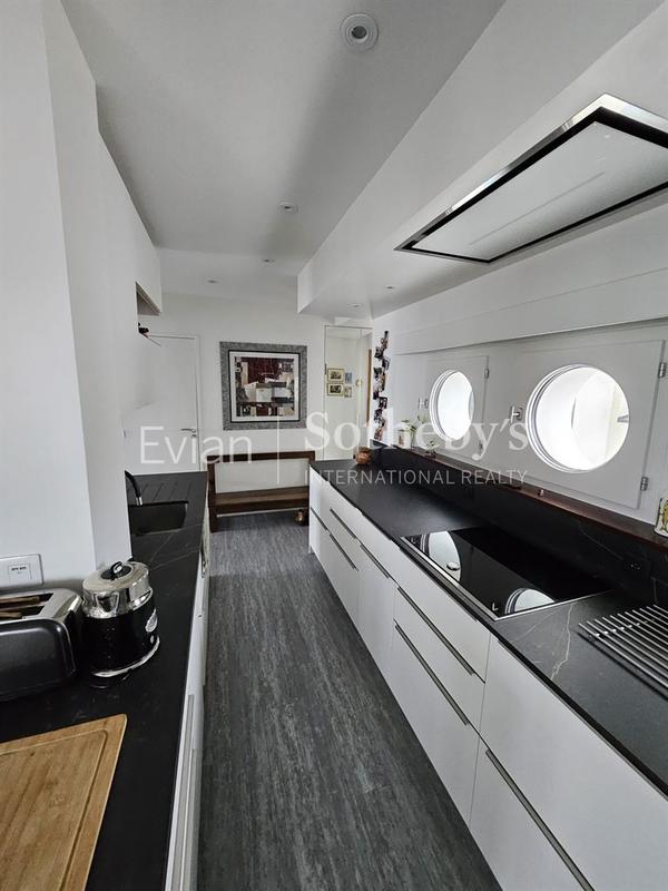 Appartement - 118 m² - 4 pièces