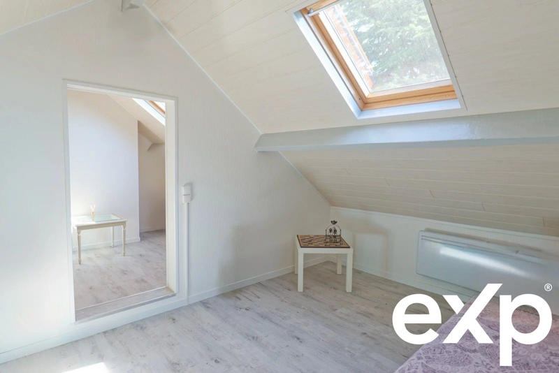 Maison - 151 m² - 6 pièces