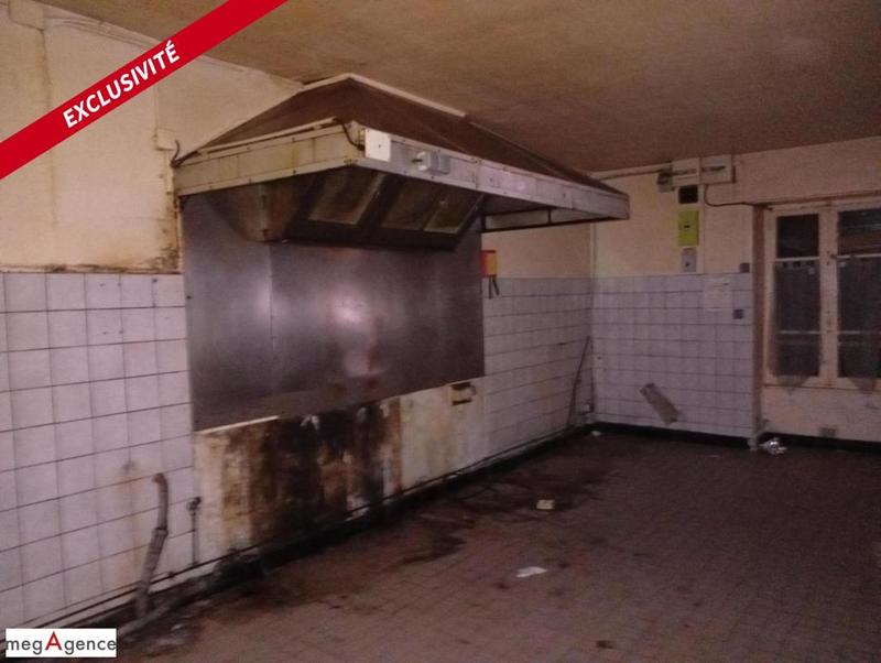 Local commercial - 268 m² - 5 pièces