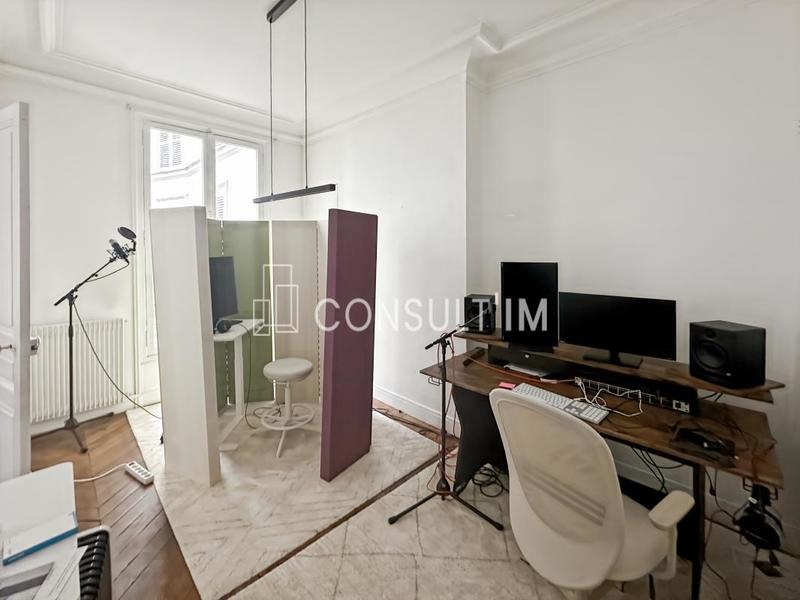 Bureau - 43 m² - 2 pièces