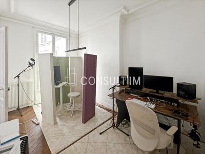 Bureau - 43 m² - 2 pièces