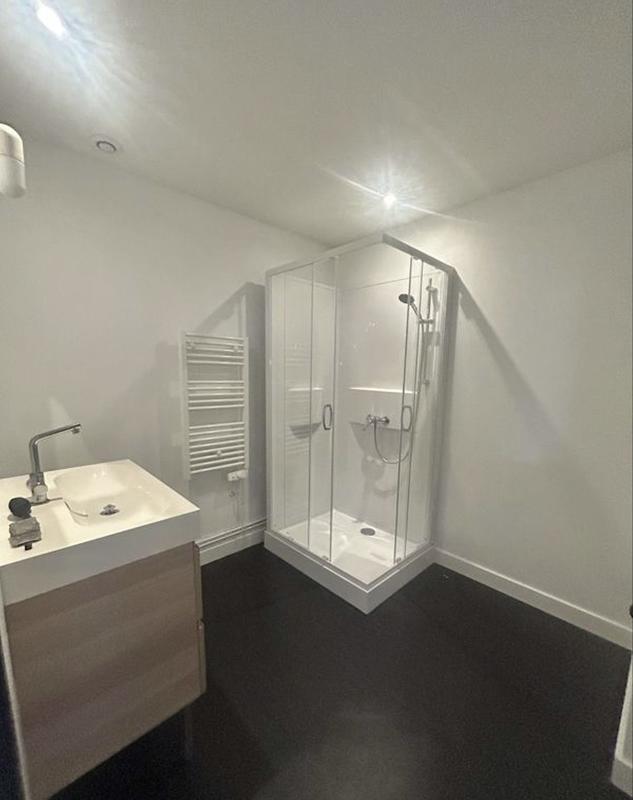 Appartement - 64 m² - 2 pièces