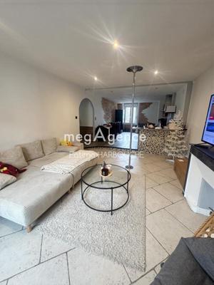 Appartement - 83 m² - 3 pièces