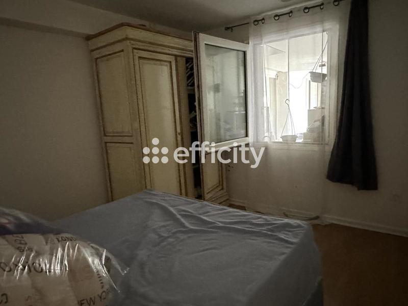 Maison - 93 m² - 5 pièces