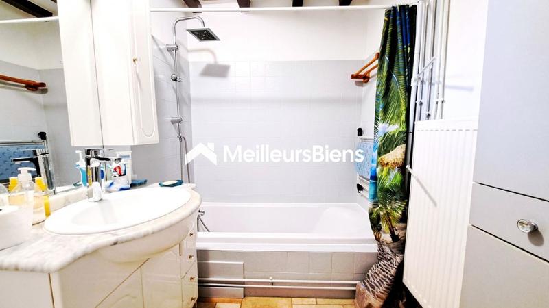 Maison - 95 m² - 4 pièces