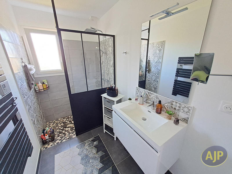 Maison - 70 m² - 3 pièces