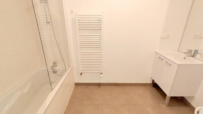 Appartement - 82 m² - 5 pièces