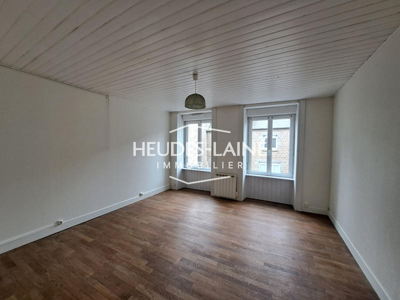 Maison - 93 m² - 4 pièces