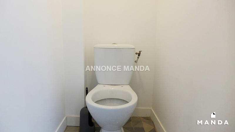 Chambre - 10 m² - 6 pièces