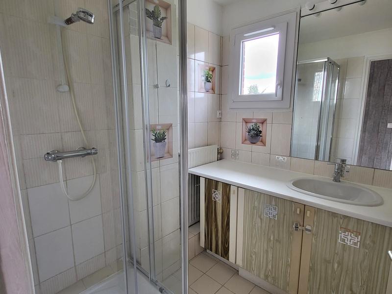 Appartement - 70 m² - 4 pièces