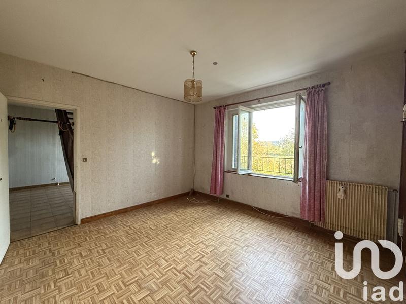 Maison - 137 m² - 5 pièces