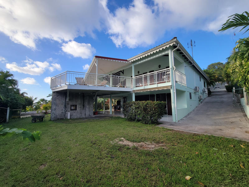 Villa - 176 m² - 7 pièces