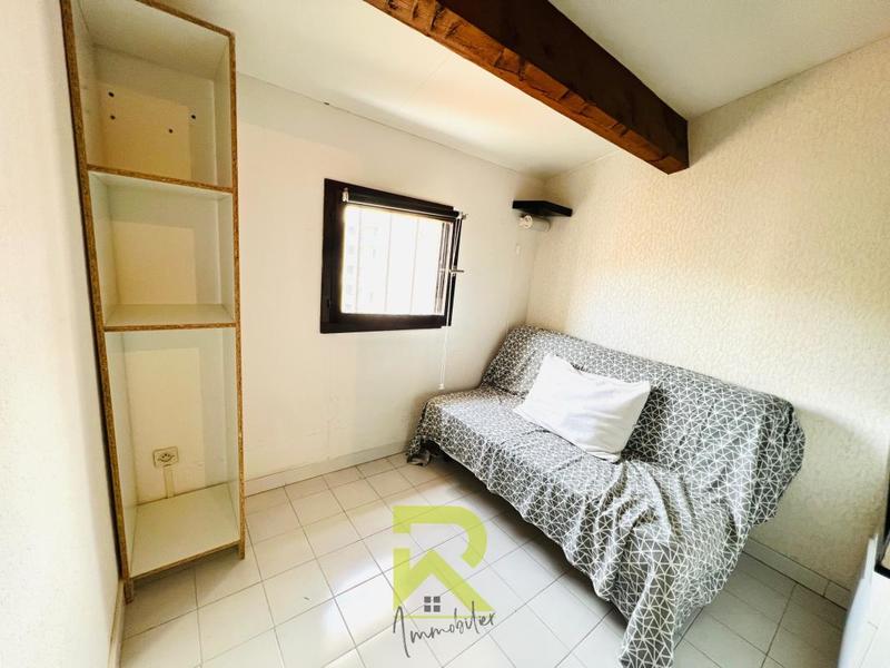 Studio - 10 m² - 1 pièce