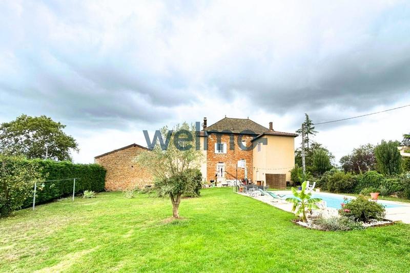 Maison en pierre - 285 m² - 12 pièces