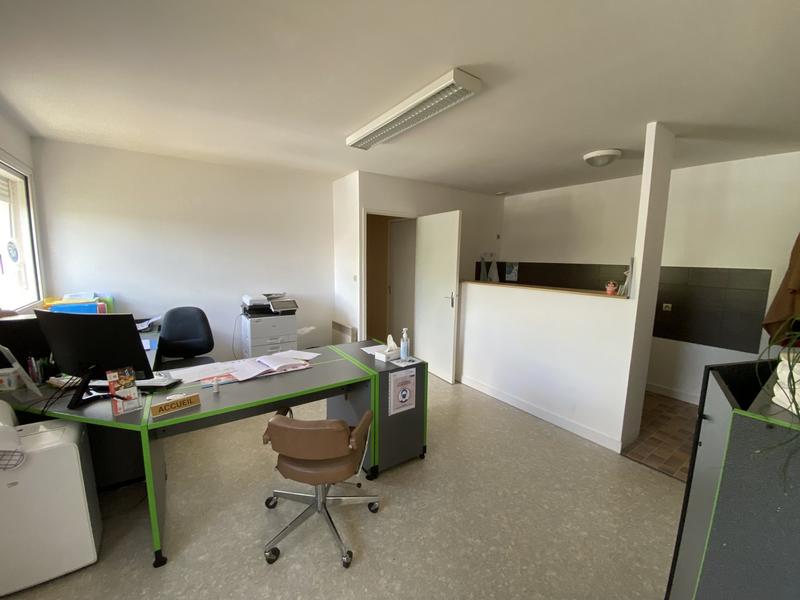 Bureau - 92 m²