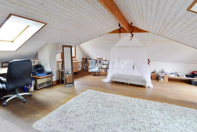 Maison - 160 m² - 8 pièces