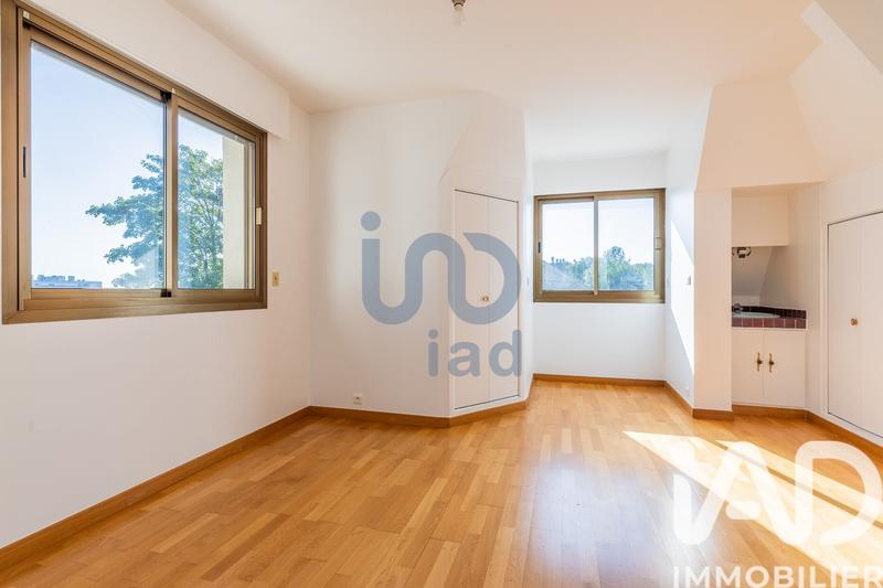Maison - 180 m² - 6 pièces