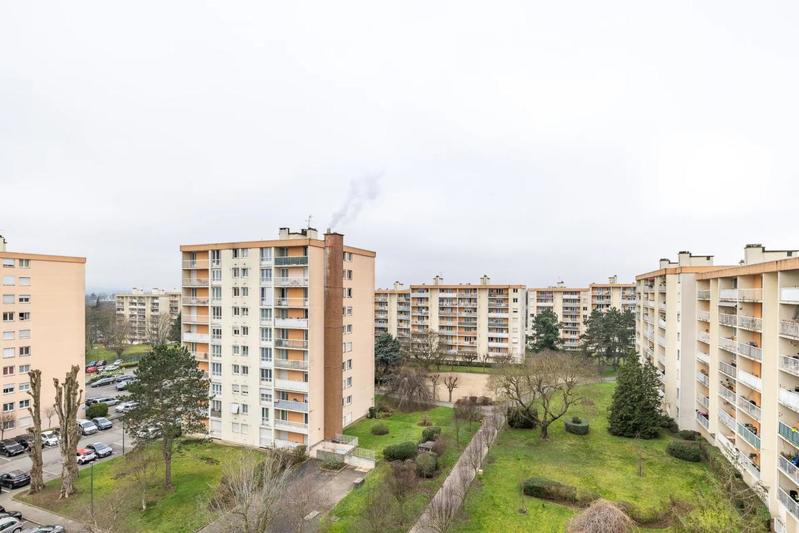 Appartement - 79 m² - 4 pièces