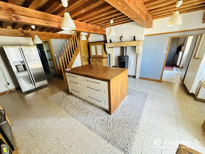 Maison - 223 m² - 8 pièces