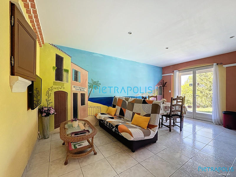 Maison - 161 m² - 7 pièces