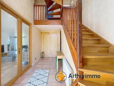 Maison - 194 m² - 7 pièces