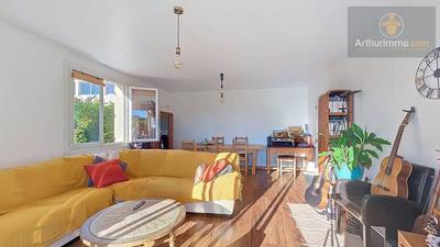 Maison - 138 m² - 5 pièces