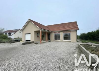 Maison - 116 m² - 4 pièces