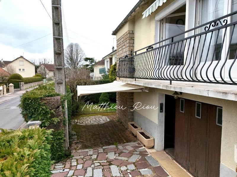 Maison - 106 m² - 6 pièces