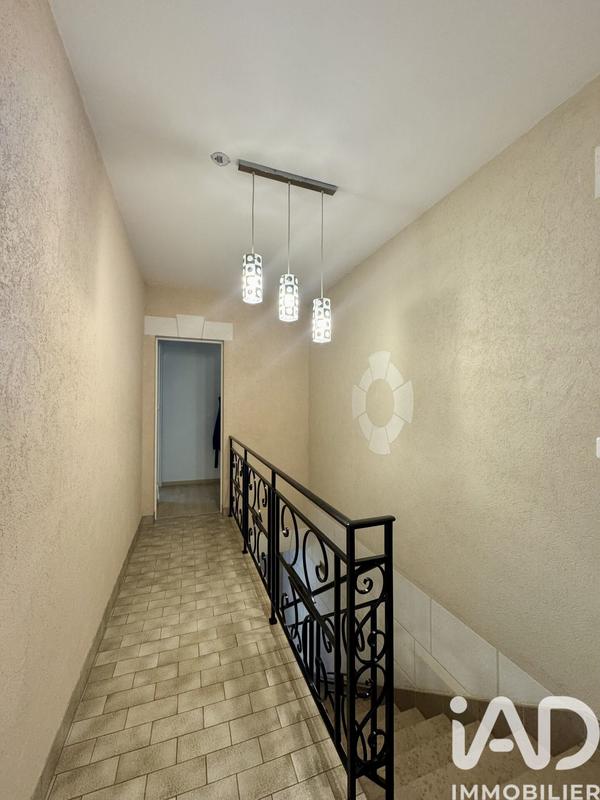 Maison - 167 m² - 8 pièces