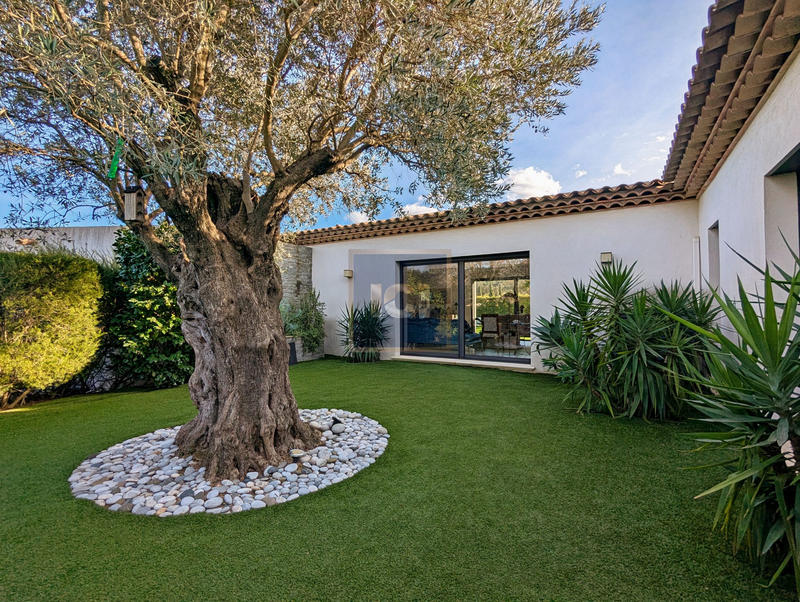 Villa - 164 m² - 5 pièces