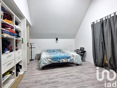 Maison - 275 m² - 11 pièces